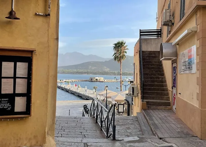 Avec Grande Terrasse Apartment Calvi (Corsica)